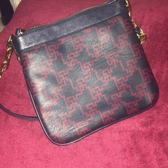 Cute Merona Navy and Red Crossbody! - Picture 4 of 8